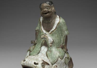 图片[2]-Liuhai gaming with a golden toad. Shiwan ware, Guangdong. Qing dynasty, 18th – 19th  century.-China Archive